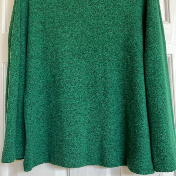 Colins basic top - Picture 4 of 9